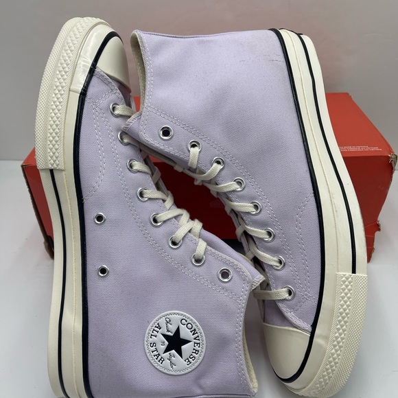 Converse Men’s A02754C
CHUCK 70 HI
VAPOR VIOLET/EGRET High-Top Sneakers Purple - Picture 10 of 16